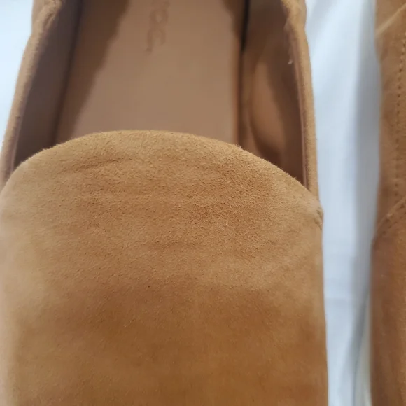 Vince Suede Shoes sz 9 New Worn Once!! - Picture 6 of 9